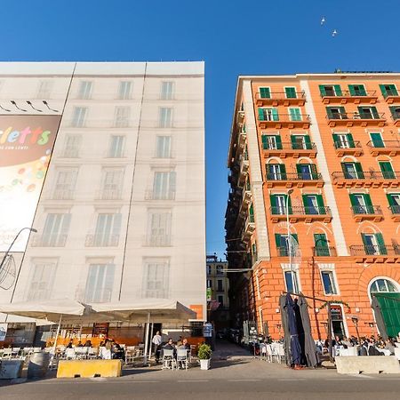 Parthenope'S Eye On The Seafront By Napoliapartments Buitenkant foto